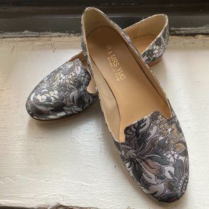 MR & MRS YUO Italy Loafers Silver Metalic Brocade Flats Women's Sz 39 / 9 NIB